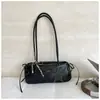 Bolsa de Axila com Temperamento Fashion 2026 Outono Nova Cor Sólida Ins Simples Bolsa Almofada Alto Valor Ombro Único Pequena Bolsa Quadrada