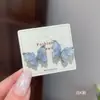 Colección de pendientes de mariposa azul hielo, frescos y etéreos, pendientes para chica delicada, de cristal transparente tipo hada, perla, nicho