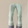Calcetines Antideslizantes Personalizados de Fábrica, Calcetines Especiales para Yoga, Calcetines de Interior con Suela de Silicona