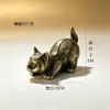 Gato pequeno transfronteiriço, cor latão, estatueta de gato deitado, pet de chá bronze antigo vintage, presente, artesanato, colecionável