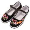 Zapatos de algodón hechos a mano estilo primavera y otoño con suela multicapa, bordados, estilo étnico retro colorido, cierre de hebilla para mujer, suela engrosada