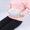 Venta al por mayor Protección de cuello británica relleno bolsa de agua cálida cervical goma en forma de U bolsa de agua caliente funda de tela removible bolsa de agua caliente punto