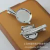 DIY joias broche acessórios redondo com furo pode ser costurando com broche de reboque atacado