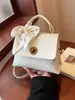 Bolsa Pequena Quadrada Estilo Francês para Mulheres, Lançamento Verão 2026, Bolsa de Ombro Versátil de Nicho Vintage com Toque de Luxo, Bolsa Feminina Tendência