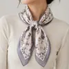 Pañuelo Cuadrado Floral Retro de Alta Gama para Mujer, Versátil y a la Moda, Pañuelo Suave, Bufanda para el Cuello, Decoración para Abrigos, Chal de Moda para Protección Solar