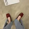 Primeiro Encontro com os Novos Sapatos Baixos Femininos Primavera/Outono 2026 de Ji Xiaoxiang, Apresentando Laço, Bico Quadrado, Solado Plano, Design Baixo, Versátil para o Trabalho