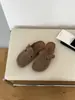 Sandálias Birkenstock estilo retrô coreano sem cadarço para mulheres, novo modelo outono 2026, tamancos estilosos de bico fechado com fivela para uso ao ar livre