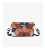 Venta al por mayor del fabricante 2025 Bolso de hombro para mujer, Bolso cruzado, Simple, Práctico y Versátil, Color de contraste, Costura, Estampado de cuadros, Para presbicia