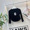 Camiseta de Primavera y Otoño para Niñas Estilo Occidental para Bebé Infantil Distintiva Moderna con Estampado de Letras Coreanas Irregular a la Moda Camiseta Básica