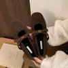 Zapatos Mary Jane con plataforma interior de camelia para mujer, nuevo estilo otoño e invierno, con lazo y forro de felpa