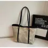 Bolsa Feminina de Moda de Luxo 2026 Outono e Inverno Nova Versátil para o Dia a Dia Ombro Bolsa de Estudo Sala de Aula Bolsa Tote de Grande Capacidade