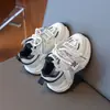 Tênis Casuais Infantis Primavera Verão Novo Estilo 2026 Meninas Malha Respirável Tênis Pai Tênis Esportivos Meninos Sola Macia Sapatos Únicos