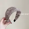 Diadema Ancha de Terciopelo 2025 Otoño e Invierno Para Lavarse la Cara Diadema para el Cabello Pinza de Lujo Ligero Tacto de Felpa Accesorio para el Cabello Versátil y Suave
