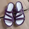 Chinelos Externos Molháveis para Mulheres 2024 Novos Sandálias de Verão Sola Macia Sapatos de Maternidade Estilo Coreano de Praia Sandálias de Praia para Mulheres