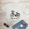 Disfruta del paseo bicicleta patrón de florcitas manga corta letra europea y americana casual manga T