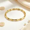 Pulsera versátil de moda transfronteriza con diamantes completos para mujer, pulsera de acero de titanio chapada en oro con extremo abierto, disponible en varios colores