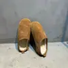 Estação Europeia 2026 Outono/Inverno Bico Redondo Slip-on Preguiçoso Casual Quente Cobertura de Cabeça Meia Pantufa Feminina