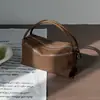 Bolsa de Boliche Retrô Bolsa Pequena 2026 Nova Casual Nicho Bolsa Boston De Mão Transversal Couro Genuíno Bolsa Almofada Feminina