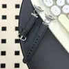 Adecuado para Xiaomi Mi Band 9Pro Redmi Band 4/5 Pulsera de Moda Pulsera de Cuero de Lujo Accesible Correa con Hebilla de Anillo de Corazón