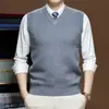 Nuevo Chaleco de Punto para Hombre Yingao, Color Sólido, Suéter Cálido sin Mangas, Estilo de Negocios, Camisa Base de Otoño e Invierno
