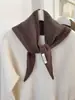 Bufanda Triangular de Alta Calidad Estilo Coreano, de Lana 100%, Moderna y Multifuncional, para Usar en Capas Cubriendo Glúteos y Cadera, Chal de Punto Exterior para Otoño e Invierno