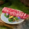 Restaurante de hot pot moderno estilo montanha, louça criativa, pratos com gelo seco para shabu-shabu de carne, travessa comercial de cogumelos e vegetais