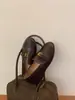 Mocassins slip-on com fivela de metal para mulheres, nova coleção de outono 2026, estilo britânico, salto baixo, sola macia, sapatos baixos pretos