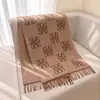 Bufanda de Imitación Cachemir con Patrón Vintage para Mujer, Chal Cálido de Otoño e Invierno, Doble Uso con Borlas Largas, Ropa de Abrigo de Moda de Gama Alta