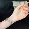 Estilo Mismo Estilo Xiaohongshu Pulsera Cubana de Mariposa Estilo Ins Diseño de Nicho Lujo Ligero Retro Joyería de Celebridad de Internet Estrella