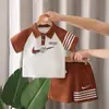 Traje de Verão para Meninos Nova Roupa Infantil Bebê Verão Crianças Fino Terno de Manga Curta Tendência Venda Direta