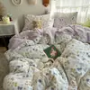 Juego de Cuatro Piezas de Algodón Puro Lavado Grado A Materno e Infantil, Sábana y Funda de Edredón Frescas Estilo Ins, Juego de Tres Piezas con Sábana Ajustable para Dormitorio Estudiantil