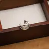 Elegantes Clips para Orejas Estilo Francés para Mujer, Nuevo Diseño Simple y Lujoso, Puños de Oreja de Alta Gama, Aretes sin Perforación, Accesorios para Orejas Únicos y de Nicho