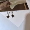 Pendientes redondos de estrella con hebilla para la oreja, otoño e invierno, nuevos pendientes de pentagrama secretos para niñas, pendientes de temperamento exquisito con personalidad de diamantes completos