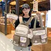 Mochila Escolar para Estudiante de Secundaria, Estudiante de Primaria Femenina, Mochila de Tres Piezas para Tercer a Sexto Grado, Mochila Pequeña Fresca con Corazón de Niña, Versión Coreana