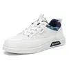 Sapatos Masculinos 2026 Outono Novo Solado Macio Antiderrapante Esportivo Casual Sapatos Brancos Tendência Moda Painel de Couro Sapatos BB1029
