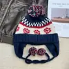 Gorro de Punto Estilo Coreano Fair Isle Retro para Mujer, Cálido Sombrero de Lana con Protección para las Orejas para Otoño e Invierno, Pequeño Gorro Lei Feng Versátil que Muestra la Cara