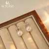 Ai Tong Jewelry Está Diseñado con un Sentido de Lujo Ligero y Elegancia de Alta Gama, Presentando Diseños Deslumbrantes y Elegantes, Aretes de Nicho, Aretes de Perlas con Borlas