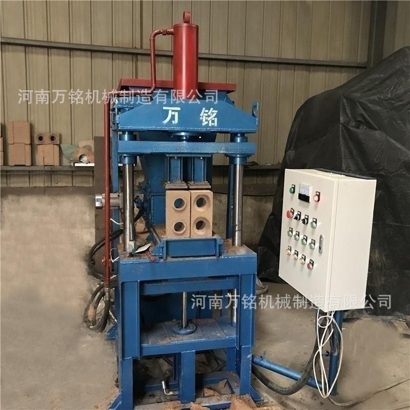 新型珍珠岩保温设备 耐火砖珍珠岩防火墙设备全自动液压.JPG