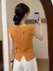 Exquisite top de tricô curto de seda gelada para mulheres baixinhas, cor damasco de verão super bonita, camiseta de manga curta com costas vazadas