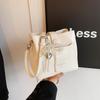Bolsos Casuales Pequeños de Moda para Mujer de Este Año, Versátiles para el Verano, Bolsos Cruzados de Moda Nuevos 2026, Elegantes Bolsos Cubo de un Solo Hombro
