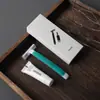 Kit de Escova de Dentes e Pasta de Dentes para Hotel Cinco Estrelas Atacado Hotel e Pousada Escova de Dentes Descartável Cerdas Macias Atacado