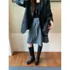 Versão em couro do mesmo estilo da Mom Uva, botas femininas versáteis macias e finas com 4cm de altura, botas longas de bico quadrado baixo