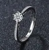 Anillo de Platino Imitación Moissanita para Mujer, Anillo de Boda de Seis Garras de un Quilate, Venta al por Mayor de Diamantes, Celebridad de Internet Kuaishou Xiaohongshu Transmisión en Vivo