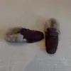 Zapatos peludos retro de punta cuadrada y tacón grueso para mujer, nuevos mocasines cerrados de felpa cálidos para otoño e invierno 2026