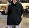 Nova Camisa Polo de Manga Curta da Moda de Marca para Homens 2026 Nova Camiseta Solta de Manga Curta com Gola Estilo Hong Kong para Homens