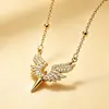 Corrente de Cintura Europeia e Americana Estilo Ins com Asas de Anjo e Formato de Espada para Mulheres, Corrente Corporal Versátil para Looks de Garota Popular, Acessório Decorativo