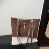 Bolsa Tote de Ombro 2025 Tendência Estampa de Leopardo Corrente Camurça Elegante Bolsa Feminina Grande Capacidade Simples Bolsa para o Dia a Dia