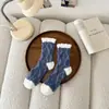 Calcetines de rombos de terciopelo de coral para mujer, invierno, engrosados, sin pelusa, medio terciopelo, calcetines para dormir, cálidos, de media caña, para el suelo