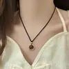Nuevo Collar Rojo 2026 para Mujer, Cadena para Suéter de Cuerda Trenzada, Diseño de Nicho de Lujo Ligero, Joyería de Alta Gama