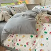 Nueva cama de algodón de clase A para madres e hijos de 120 grados, juego de cuatro piezas para el hogar, juego de tres piezas para dormitorio de estudiantes con diseño floral, venta al por mayor